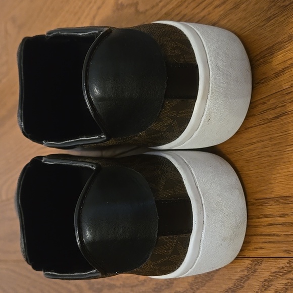 MICHAEL KORS Emmett Logo Slip-On Sneaker - Picture 6 of 8